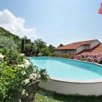 Barcollo House - Piscina nel verde, hotel em Stella