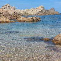 Calarossa Beach House, hotel u gradu Izola Rosa