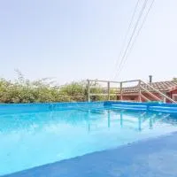 Peaceful Countryside Getaway、Parbayseのホテル