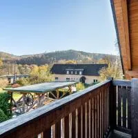 Blockhaus - Ferienwohnung Sunrise، فندق في Erdmannsdorf