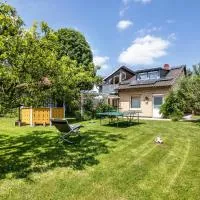 Großes Ferienhaus In Nordhessen、ホムベルクのホテル