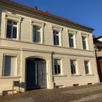 Kleine Fewo im Herzen Templins, hotel u gradu 'Templin'