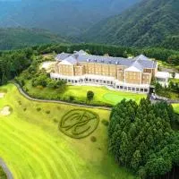 Yugashima Golf Club & Hotel Resort, hotel di Izu
