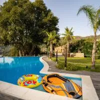 Arcaloro Resort, hotel sa SantʼAngelo di Brolo