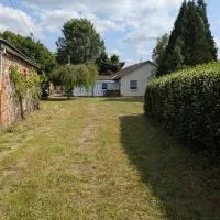 Haus im Grünen, хотел в Calau