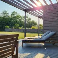 Ferienhaus Schlossterrassen 4a โรงแรมในPouch