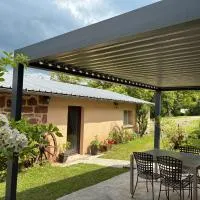 Domaine de Jouani gîte La Charrue, hotel em Villecomtal