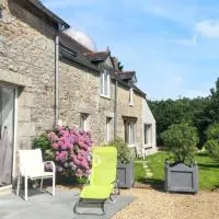Gîte dans ancien fournil rénové, hotel u gradu Huelgoat