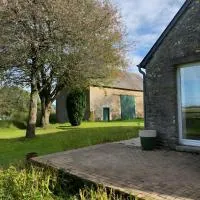Gîte De La Ferme Du Tilleul, hotelli kohteessa La Pellerine