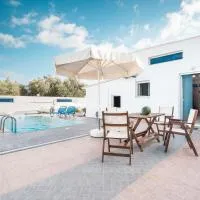 Beach Pearl, hotel em Lacónia