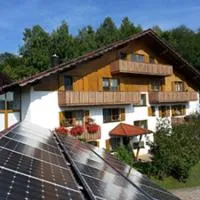 Ferienwohnungen Im Försterhaus, hotel en Lonsee
