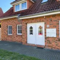 Ferienwohnung Charly, khách sạn ở Carolinensiel