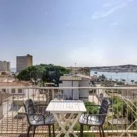 Apartamento ático en L'Escala โรงแรมในเลสกาลา
