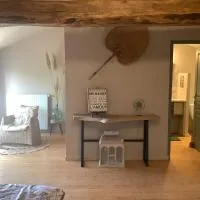 Au duplex, отель в городе Шантонне