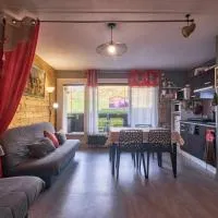 Studio Au Pieds Pistes Ski Collet، فندق في آلوفارْ