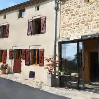 Chambres d’hôtes La Belle Étape – hotel w mieście Tussigère
