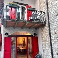 Casa Storica Gardola, hotel en Tignale