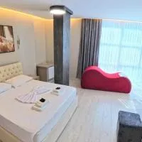 London Restaurant Hotel، فندق في Kukës
