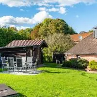 Nordsee Ferienwohnung Wattwurm, hotel em Thunum
