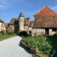 Chateau Mareuil、Brigueil-le-Chantreのホテル