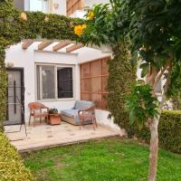 Cosy Studio on the First Floor with lovely Terrace and Personal Garden Area, Pool View and Free Beach Access in Sharm Hills Resort, hotel u blizini zračne luke 'Međunarodna zračna luka Sharm el-Sheikh', Sharm el-Sheikh