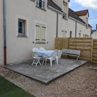 CHAP'S Résidence Sully en centre ville 1 à 14 personnes, hotel a Sully-sur-Loire