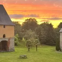 Escapade au cœur du Haras、Le Mesnil-Rouxelinのホテル