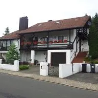 Landhaus im Fachwerkstil in der Eifel, отель в городе Jünkerath