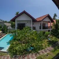 Lum Residence, hotel i Ahangama