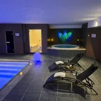 Suites et Wellness des Champs-Elysées, hotel em Ciney