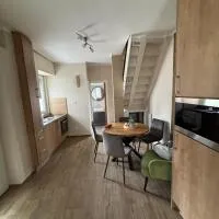 JanBar Apartman، فندق في بوك