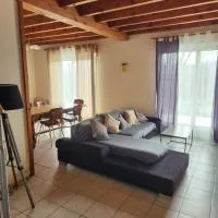 Maison familiale au pied des Pyrénées, hótel í Pinas