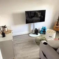Styles & Cosy Room near Belfast، فندق في Hyde Park
