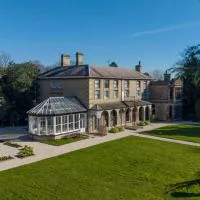 Newton Park Country House Hotel, hotel v destinaci Burton upon Trent