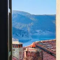 Cibo 17 - Appartamento Vista Mare - Zona Castello, hotel en Capraia