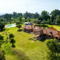 Kihuta Nogo Lodges, ξενοδοχείο σε Mubende