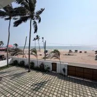 LAGUNA BLU beach villa، فندق في Irimbranallūr