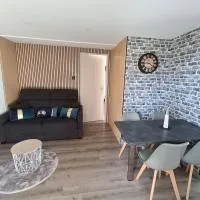 L'escapade d'Erquy maison 3 personnes à 500 m de la mer, hotel em Erquy