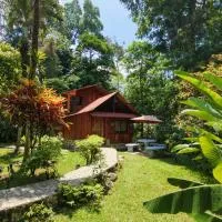 Tropical Forest Adventure Near Arenal Volcano, hotell sihtkohas Chachagua