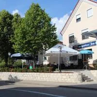 Stempfle's Landgasthaus zum Kreuz, hotel a Unterschneidheim
