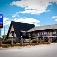 Midway Inn & Suites، فندق في أوك لاون