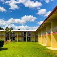 Sunset Inn Manning I 95, hotel u gradu 'Manning'