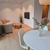 Sea View Apartment with balcony 2BR, hotel a Argir