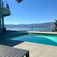 Lakeview Bed and Breakfast, хотел в Келоуна