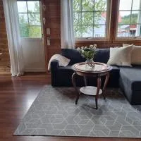 Cozy cabin close to nature, hotel em Sorreisa