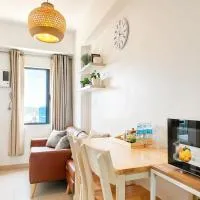 Cozy Japandi 2BR Condo Family Staycation with WIFI by Casa Luntian at The Leaf Residences, hotel en Manila
