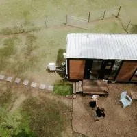 Cockatoo Cabin by Tiny Away, hotel u gradu Palmvuds
