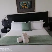 Nylstroom Guesthouse، فندق في موديمول