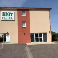 Brit Hotel Confort Villeneuve Sur Lot, хотел в Bias