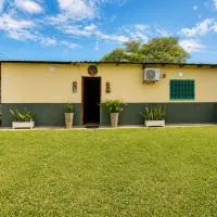 Ulises House - Casa Privada con Jardín a Minutos del Aeropuerto: Luque'de bir otel